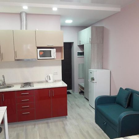 Apartments Near Metalist Stadium Kharkiv Bagian luar foto