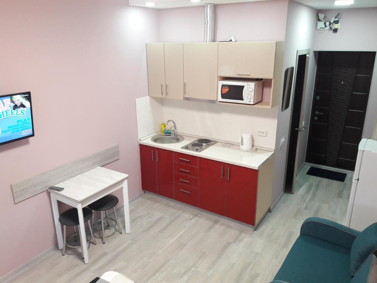 Apartments Near Metalist Stadium Kharkiv Bagian luar foto