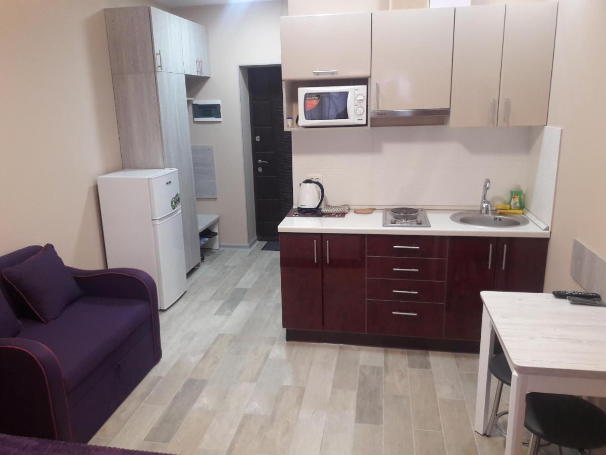Apartments Near Metalist Stadium Kharkiv Bagian luar foto
