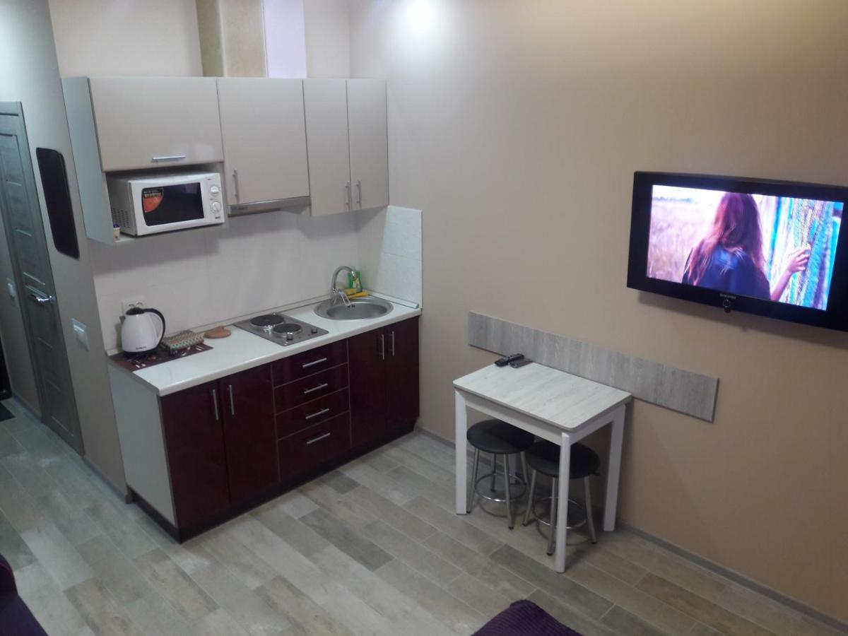 Apartments Near Metalist Stadium Kharkiv Bagian luar foto