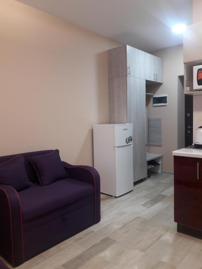 Apartments Near Metalist Stadium Kharkiv Bagian luar foto